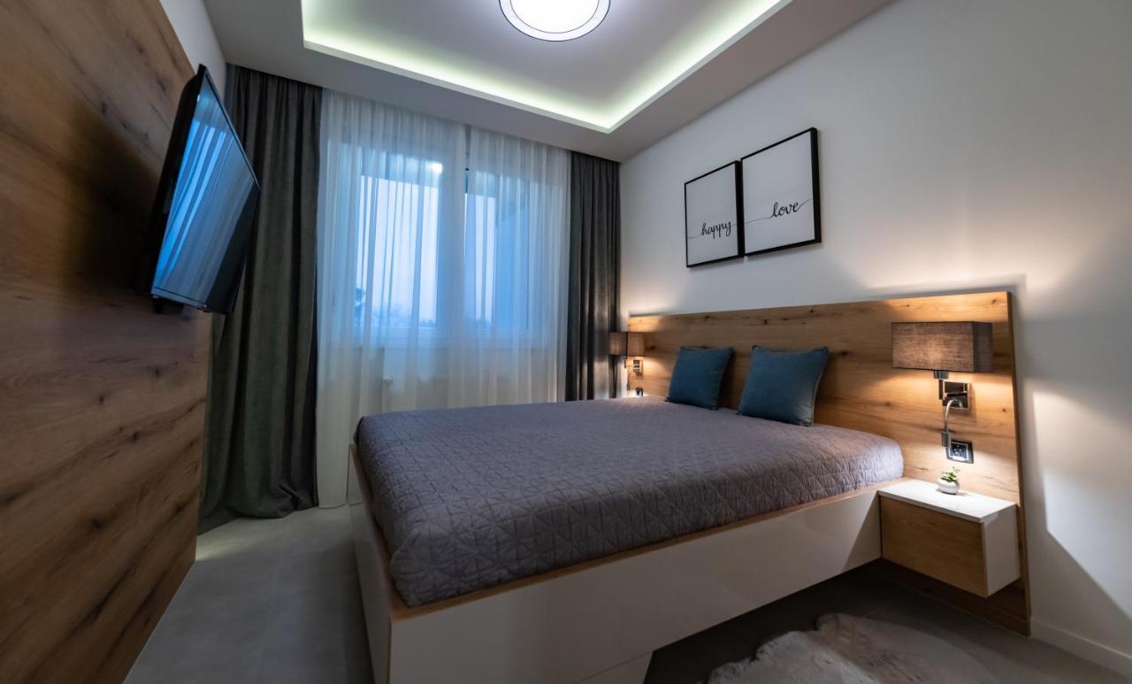 Family Resort Subotica Apartments Bagian luar foto